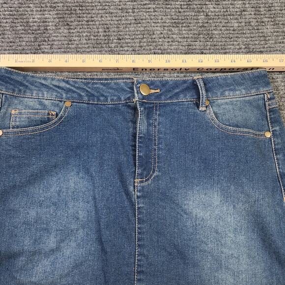 Womens 12 Navajo Style Button Zipper Denim Skirt Casual Embroidered Fringe Boho - Picture 5 of 8